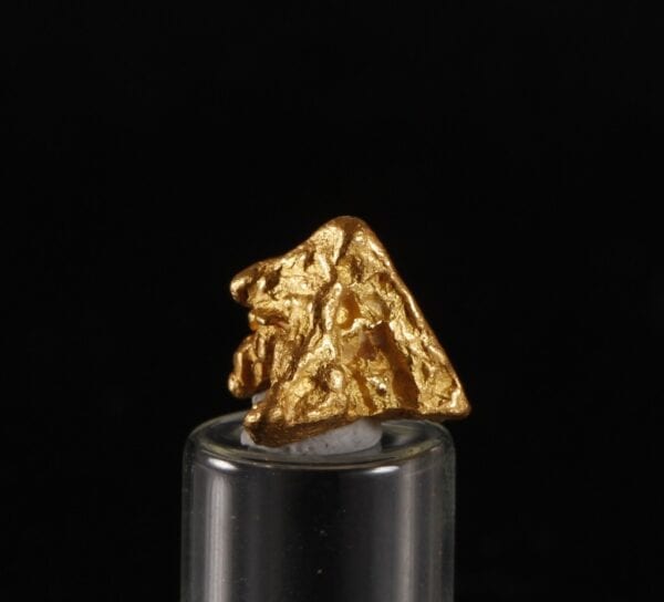 pyramid-gold-crystal-762087362