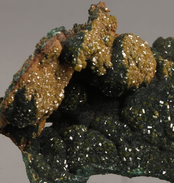 pyromorphite-malachite-1676151410
