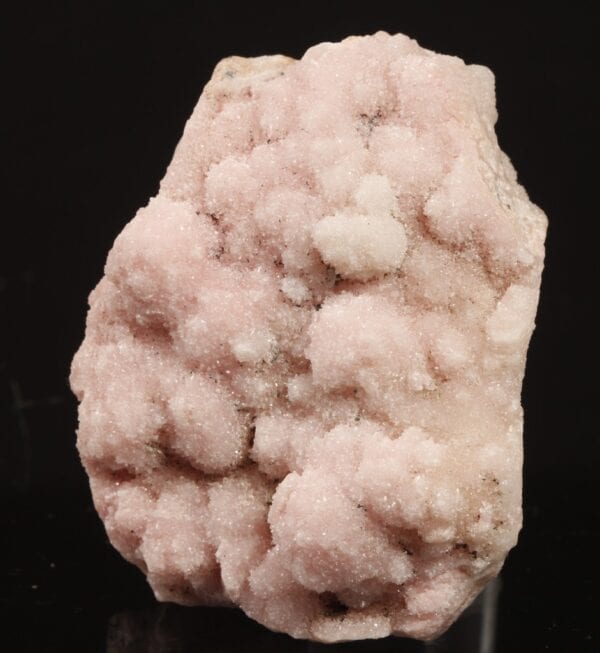 rhodochrosite-quartz-798249459