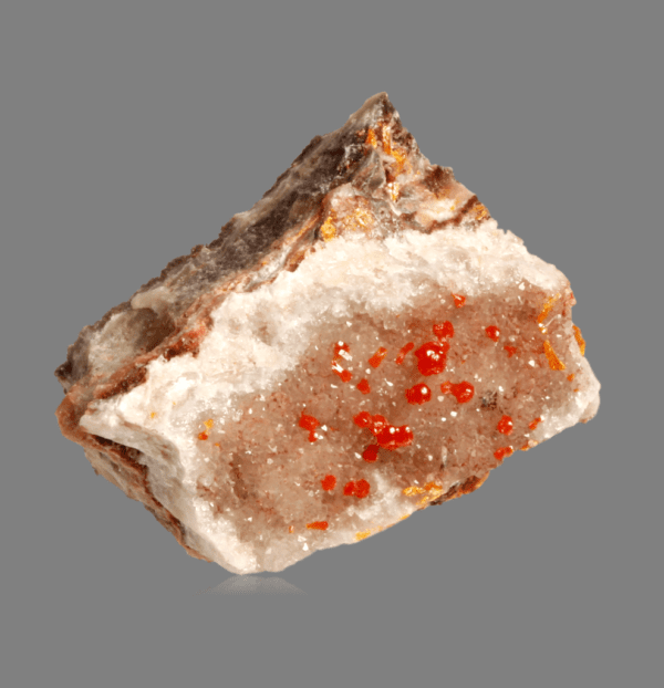 mimetite-quartz-810129921