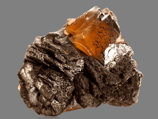 fluorite-sphalerite-and-bitumen-1887950691